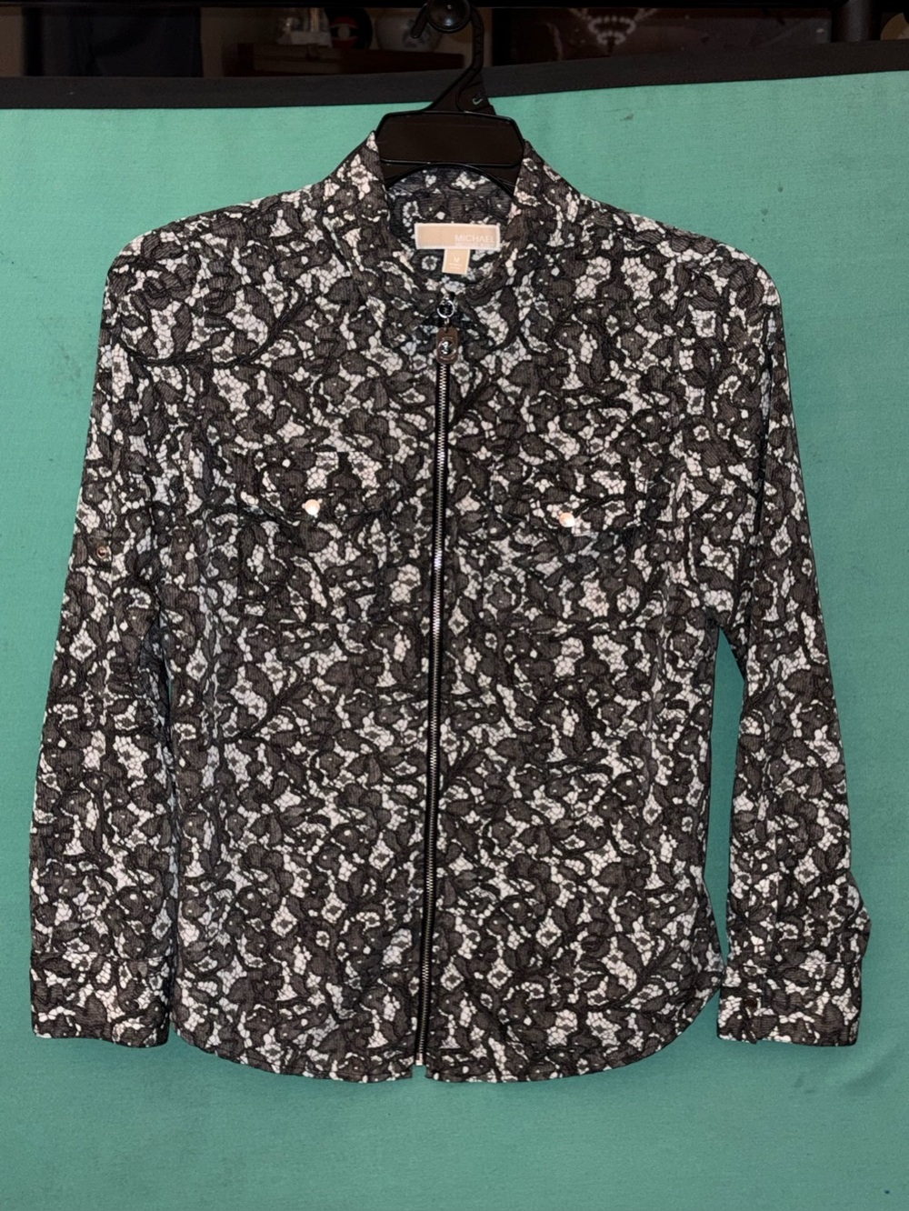 ✨ MICHAEL Michael Kors Black & White Lace Print Zip-Front Shacket Size M